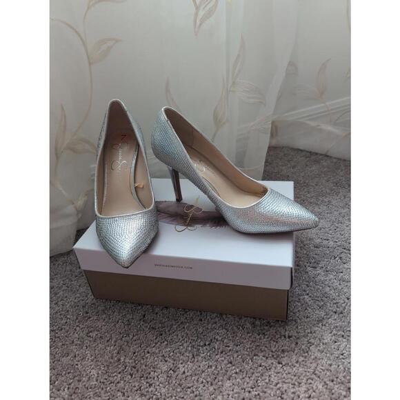 Jessica Simpson Shoes - 7 Jessica Simpson heels